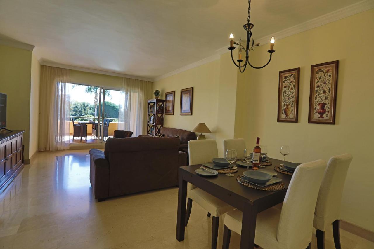 R6 Los Patios 2 Bedroom Marbella Esterno foto