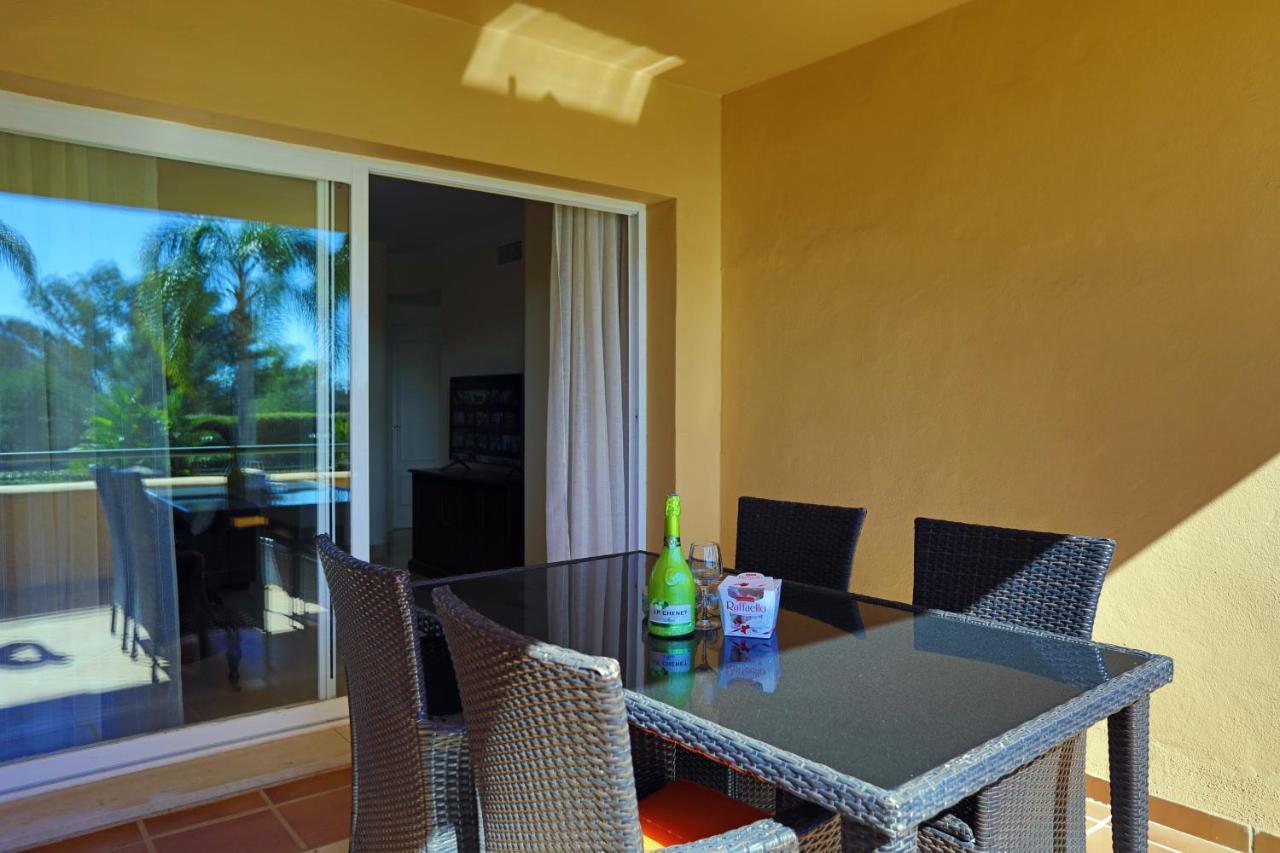 R6 Los Patios 2 Bedroom Marbella Esterno foto